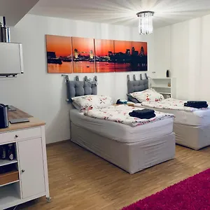 Messe - Trade Fair Only 5 Min Walk - Zu Fuß Apartment